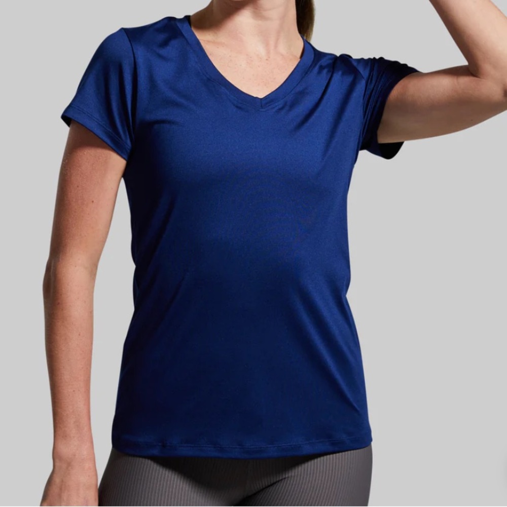 Born Primitive athleisure v-neck tee